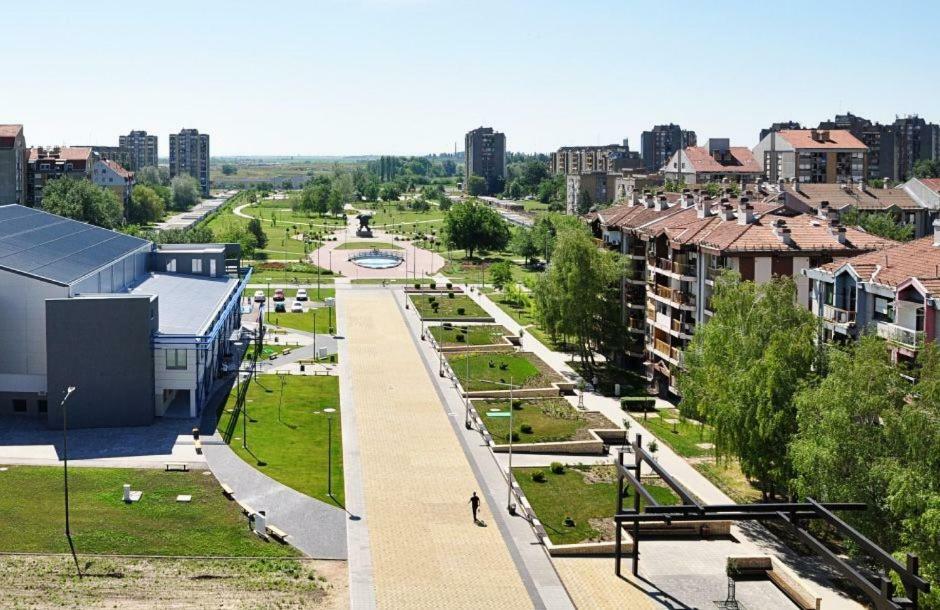 Manirosi 5 Apartment Subotica Buitenkant foto